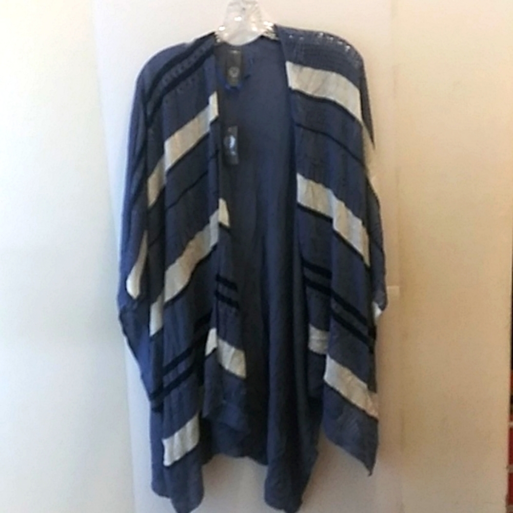 NWT Women's Vince Camuto One Size Shawl Sweater